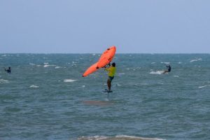 choisir une planche de parawing adaptée au foil